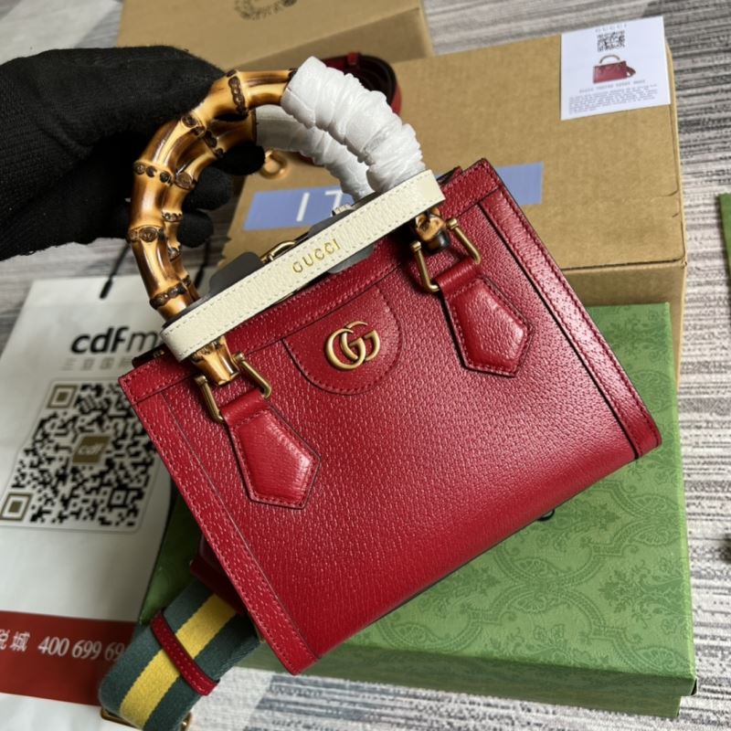 Gvc*1 tote bags